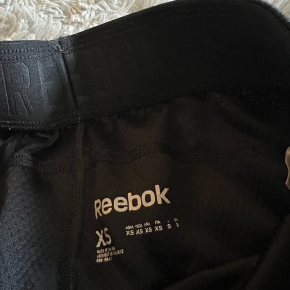 Like new Reebok speed wick black athletic shorts - Picture 3 of 5